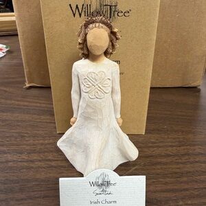 Willow Tree Irish Charm NWT comes with box
